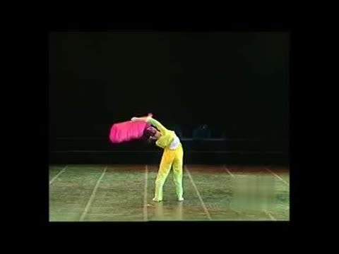 民族舞蹈视频扇子舞_民族舞蹈群舞扇子舞_民